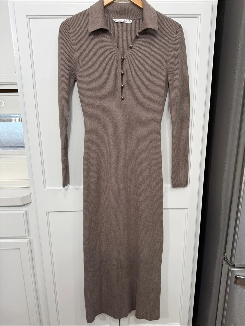 Abercrombie & Fitch Ribbed Stretch Polo Maxi Dress in Taupe| Medium